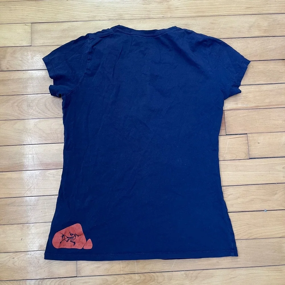 Arcteryx Womens Navy Blue Graphic Trail Map Short Sleeve T-Shirt Size Small S - Picture 5 of 6